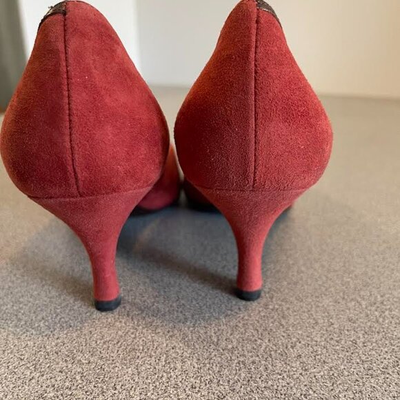 Brunomagli Vero Cuoio Red Suede Pumps ~ Size 9 ~ NEVER WORN! - Picture 8 of 10